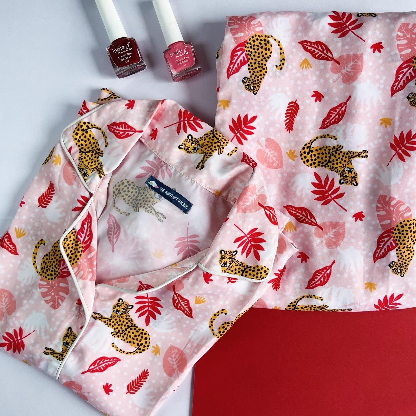 Soft roar PJ set