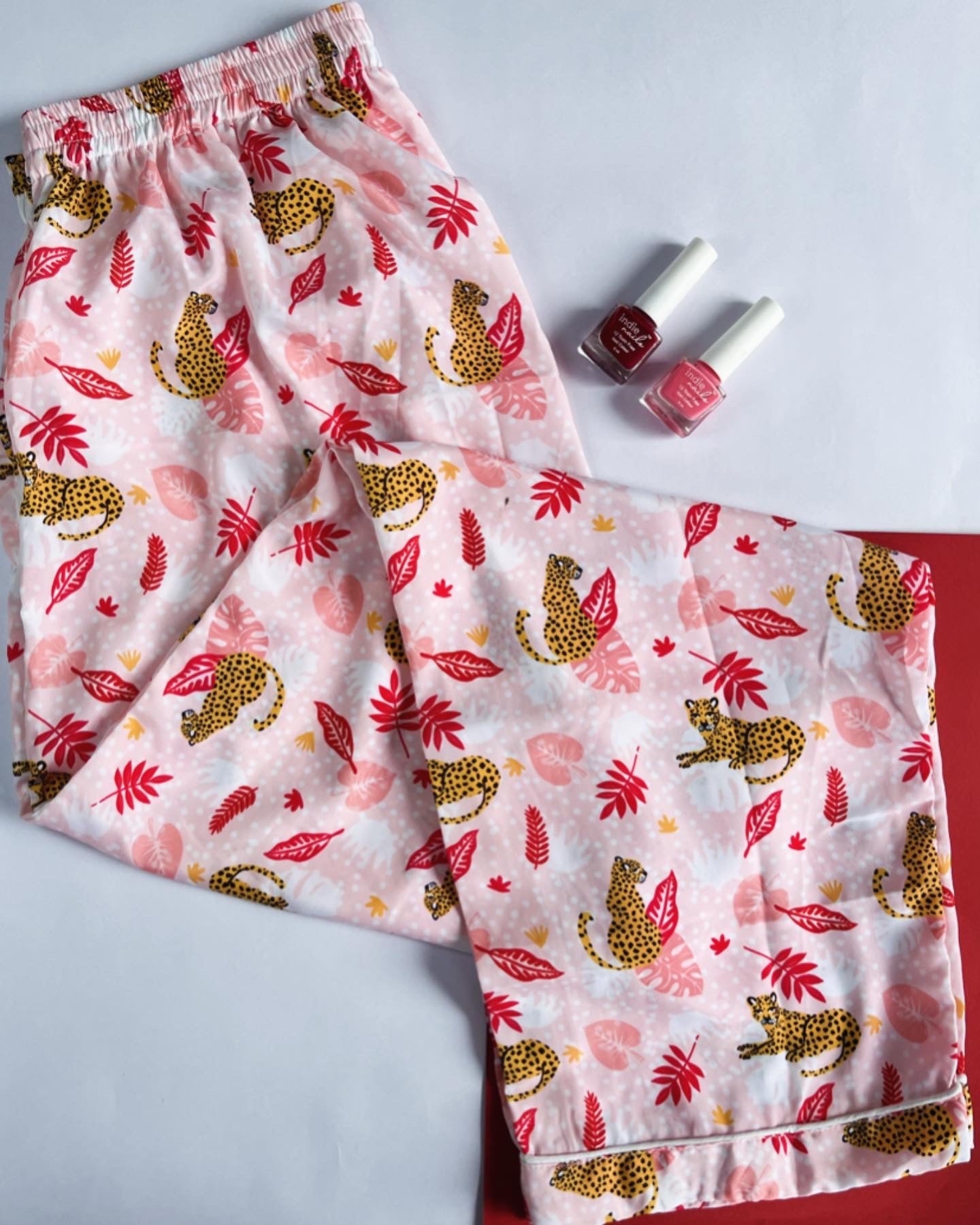 Soft roar PJ set